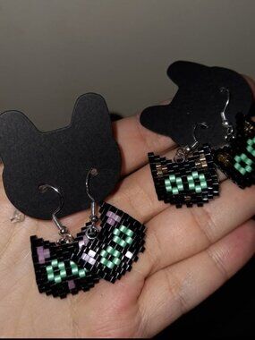 [MADE TO ORDER] 🐾✨ Handcrafted Cat Earrings ✨🐾